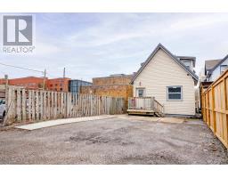 1048 DUNDAS STREET - 37