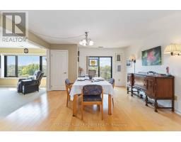 602 - 19 KING STREET - 17