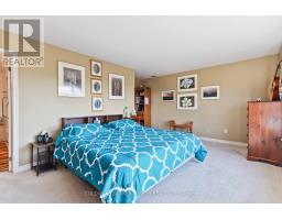 602 - 19 KING STREET - 30