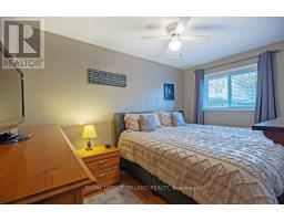 596 RIDGEWOOD CRESCENT - 13