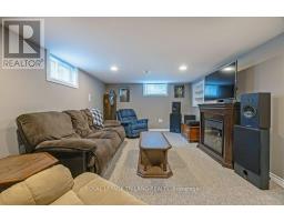 596 RIDGEWOOD CRESCENT - 21
