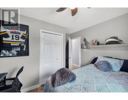 9 BONAPARTE LANE - 16