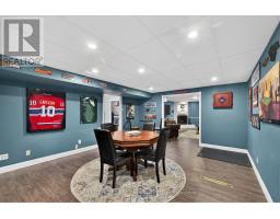 9 BONAPARTE LANE - 25