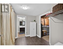 9 BONAPARTE LANE - 30