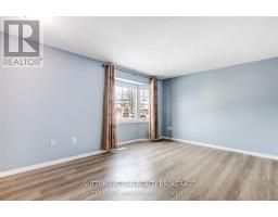63 - 70 CHAPMAN COURT - 14