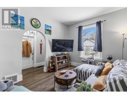 47 DEVONSHIRE PLACE - 13