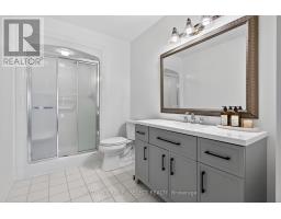 5 - 270 NORTH CENTRE ROAD - 17