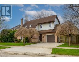 122 BARRYDALE CRESCENT - 2
