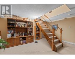 122 BARRYDALE CRESCENT - 28
