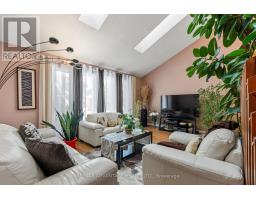 122 BARRYDALE CRESCENT - 4