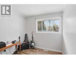 68 TALAVERA CRESCENT - 17