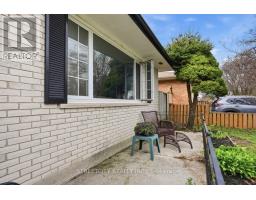 68 TALAVERA CRESCENT - 4