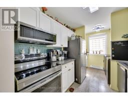 9 - 1096 JALNA BOULEVARD - 10