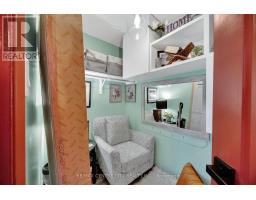 9 - 1096 JALNA BOULEVARD - 7