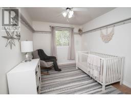 70 - 300 SANDRINGHAM CRESCENT - 20
