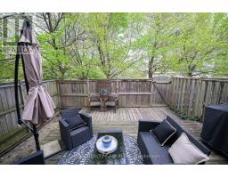 70 - 300 SANDRINGHAM CRESCENT - 25
