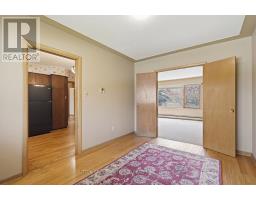 449 AVERILL CRESCENT - 13