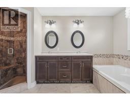 38 VEALE CRESCENT - 27
