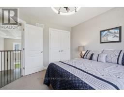 38 VEALE CRESCENT - 32
