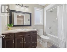 38 VEALE CRESCENT - 35