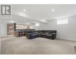 38 VEALE CRESCENT - 36