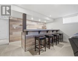 38 VEALE CRESCENT - 39