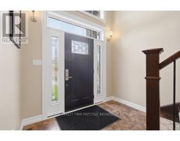 38 VEALE CRESCENT - 4