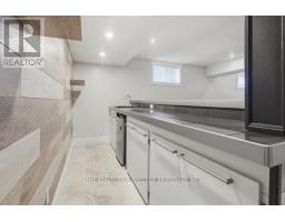 38 VEALE CRESCENT - 40