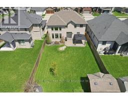 38 VEALE CRESCENT - 49