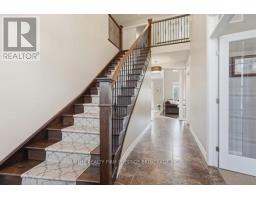 38 VEALE CRESCENT - 5