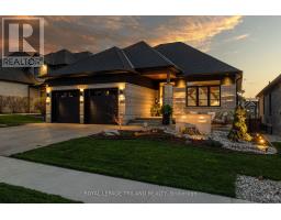 1055 TRAILSWAY AVENUE - 1