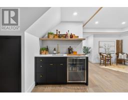 1055 TRAILSWAY AVENUE - 20