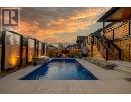 1055 TRAILSWAY AVENUE - 34
