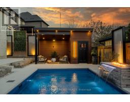 1055 TRAILSWAY AVENUE - 35
