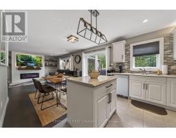 62 ABBOTT STREET - 16