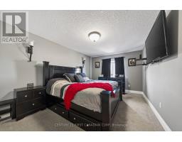 62 ABBOTT STREET - 19