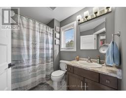 62 ABBOTT STREET - 23