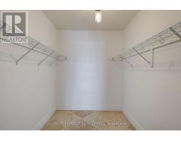305 - 500 TALBOT STREET - 31