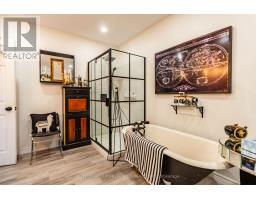 123 ST ANDREW STREET - 10