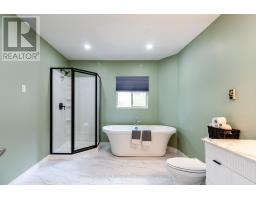 123 ST ANDREW STREET - 27