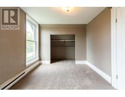 123 ST ANDREW STREET - 36