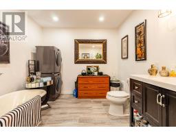 123 ST ANDREW STREET - 8