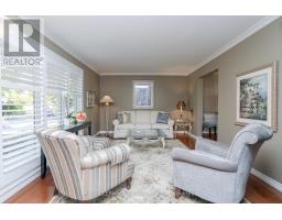 807 VISCOUNT ROAD - 7