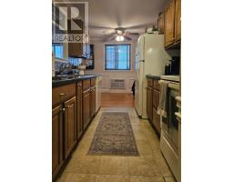 1102 JALNA BOULEVARD - 8