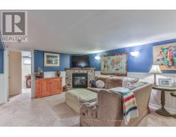 210 RIDGEWOOD CRESCENT - 21