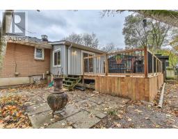 210 RIDGEWOOD CRESCENT - 32