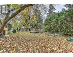 210 RIDGEWOOD CRESCENT - 33