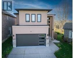 51 Yvonne Crescent N, MLS X11435858