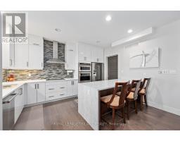 15 - 355 EDITH CAVELL BOULEVARD - 9