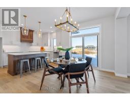 4 HARTLAND CIRCLE - 14